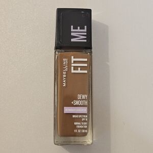 Maybelline Fit Me Dewy + Smooth Foundation Coconut 355 SPF 18